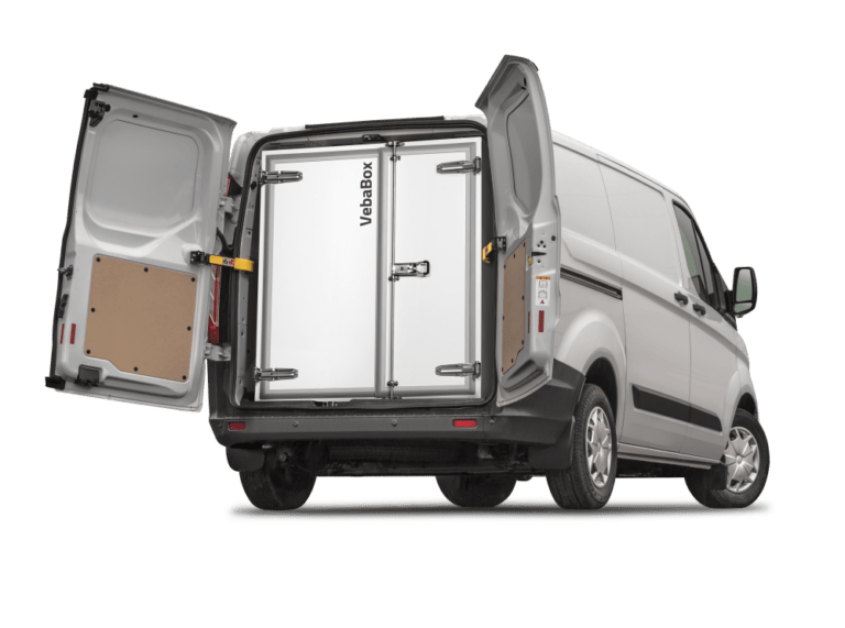 Eine herausnehmbare Kühlbox für Ihren Firmenwagen. Die VebaBox ermöglicht es, temperaturempfindliche Produkte mit Ihrem aktuellen Firmenwagen zu transportieren.